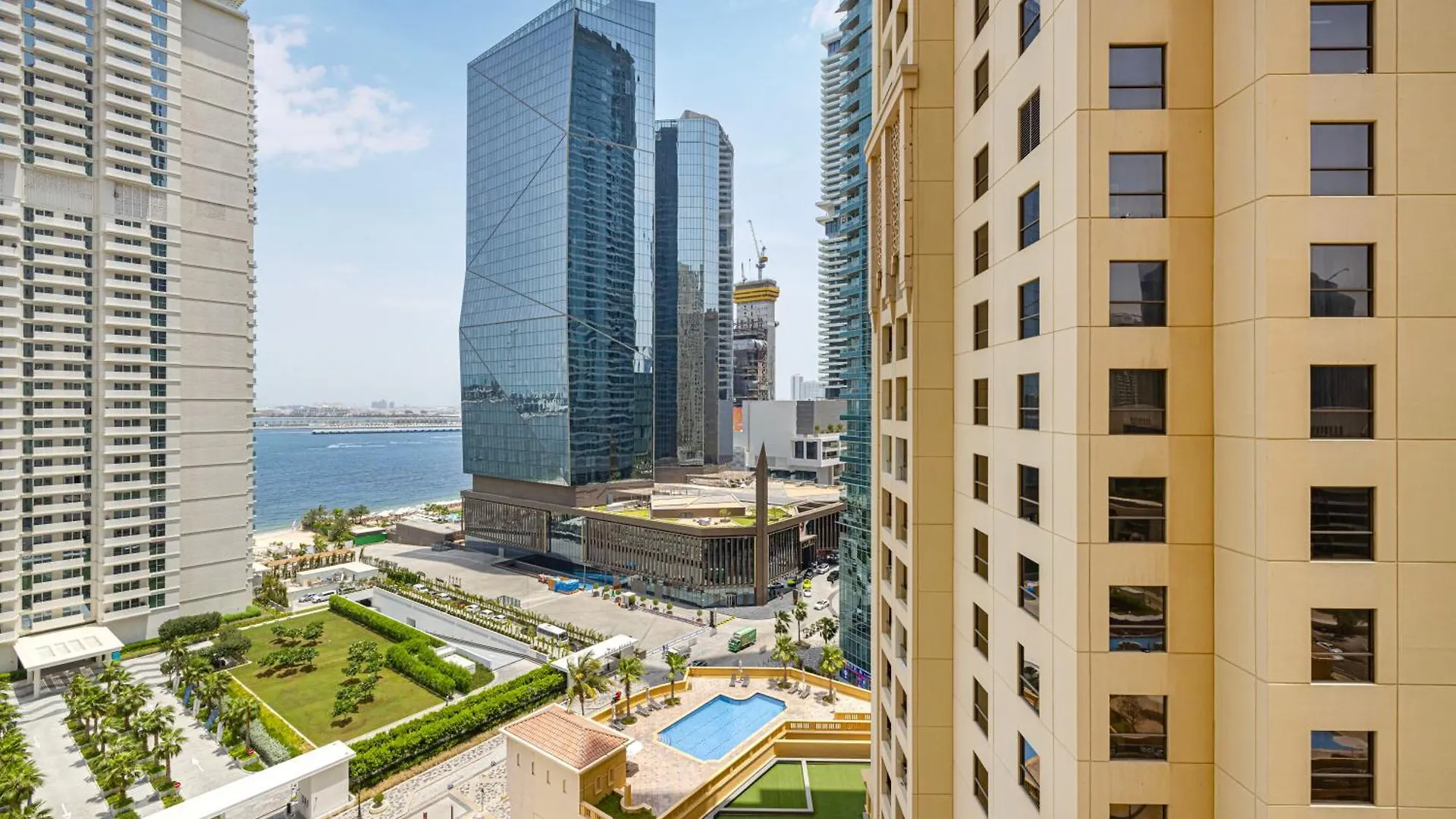 Apartment Ferienwohnung Seafront Newly Renovated 2Br In Jbr Dubai